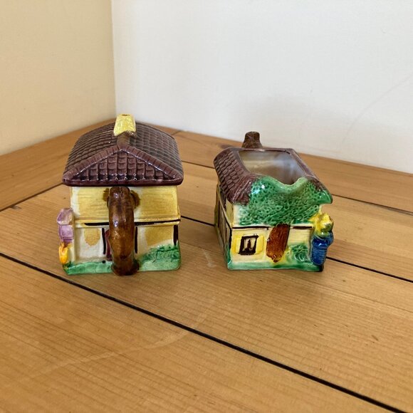 English Cottage Shape Creamer & Sugar Bowl with Lid Set Vintage Ceramic Japan - Picture 2 of 6